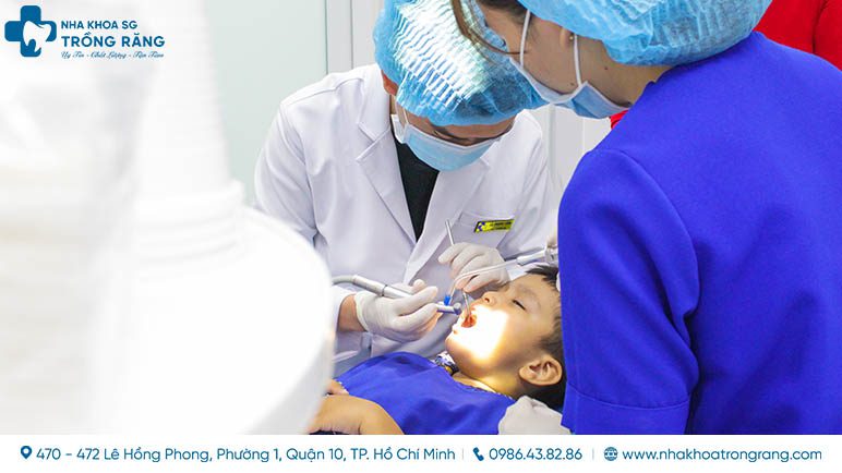 kham rang cho be nen kham o dau tot Khám răng cho bé nên khám ở đâu tốt?